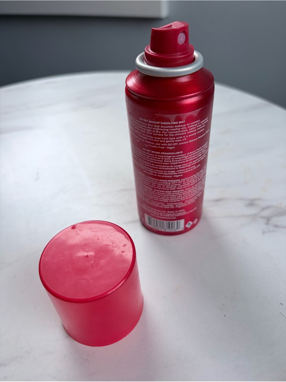 ONE/SIZE Go Off Makeup Dissolving Mist — Red - Picture 3 of 4